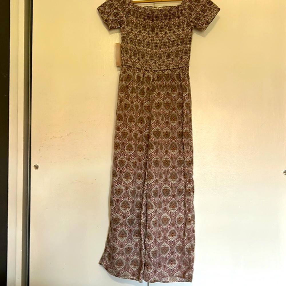 umpired heart size medium nwt. Jumpsuit